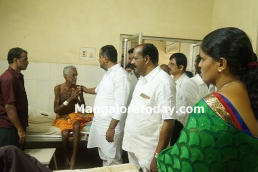 Health Minister pays surprise visit to government hospital Karkala 2